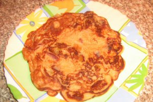 Pancakes cu prune si scortisoara