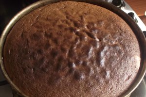 Tort de ciocolata cu pere