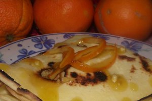 Clatite cu nuci si portocale-de post