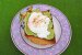 Poached egg cu pasta de avocado pe paine-1