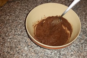 Cornulete din foietaj cu ciocolata si nuca