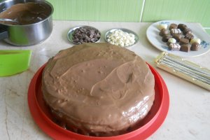 Reteta de tort cu ciocolata si crema de mascarpone