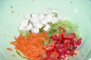 Salata cu mozzarella