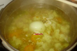 Ciorbita de conopida cu carnita de pui