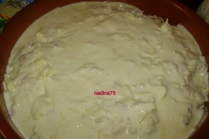 Sufleu de conopida cu sunca in vasul roman
