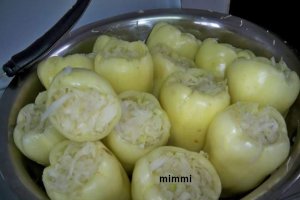 Muratura de ardei umpluti cu varza
