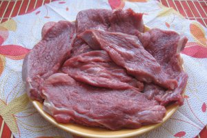 Tournedos de vitel cu ceapa