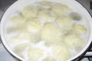 Galuste cu prune