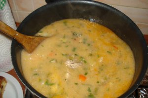 Ciorba rapida de legume si tacamuri de pui