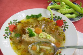 Ciorba de pui cu agurida