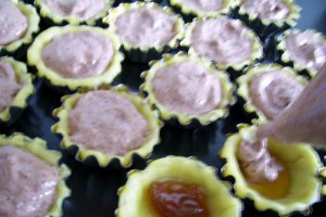Cosulete cu dulceata si nuci