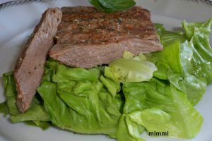 Carne de vita frageda cu salata verde