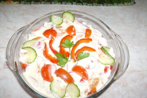 Salata cu piept de pui si ciuperci