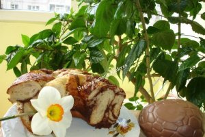 Coronita cu nuca si cacao