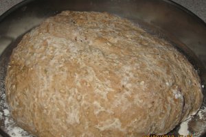 Paine din faina cu merisor