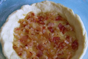 Quiche cu branza si rosii
