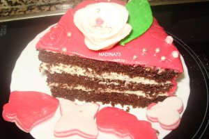 Tort cu trandafiri