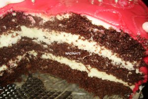 Tort cu trandafiri