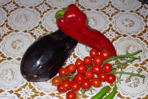 Salata picanta de vinete si ardei copt