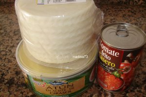 Farfalle cu ton