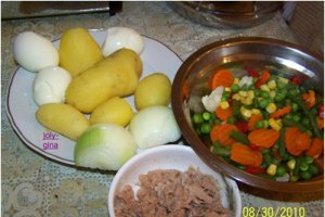 Salata de legume cu ton