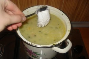 Supa crema de legume cu morcovi tineri