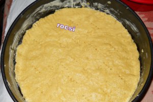 Tarta frageda cu prune si bezea-pentru Ionix....
