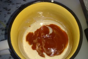 Ciorba din cuburi de omleta de ou cu spanac