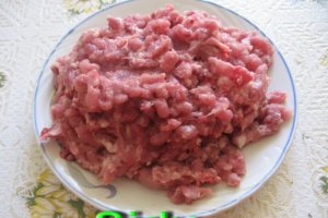Clatite umplute cu carne