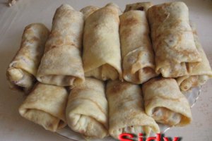 Clatite umplute cu carne