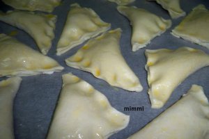 Trigoane cu branza dulce