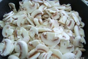 Muschiulet de porc cu ciuperci