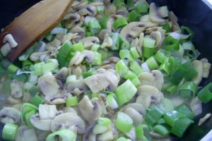 Muschiulet de porc cu ciuperci