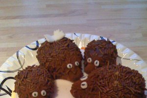 Arici ( din resturi de tort)