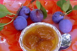 Dulceata de prune decojite