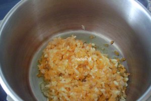 Ciorba de mazare cu piept de pui