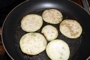 Vinete in otet balsamic si usturoi