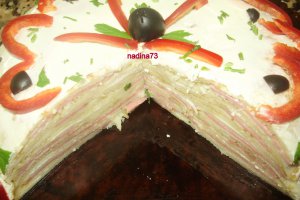 Tort aperitiv din  clatite