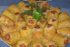 Rulouri cu carnati