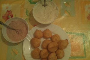 Choux-uri umplute cu icre si pateu