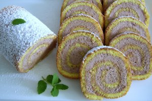 Rulada cu crema cappuccino