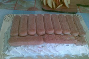 Tiramisu reţetă cu piersici