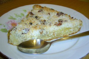 Tarta cu mere, stafide si cocos