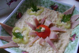 Salata de conopida si vinete albe