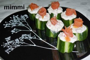 Aperitive cu crema de branza si somon
