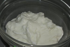 Supa de mazare cu crema de branza