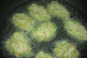 Chiftele cu legume