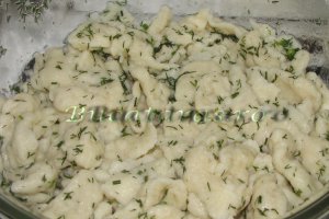 Gulas de vita cu galusti