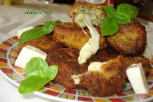 Polpetine di melanzane con cuore di mozzarella