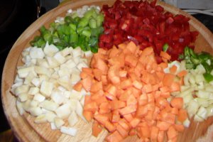 Ciorba de pui cu multe legume